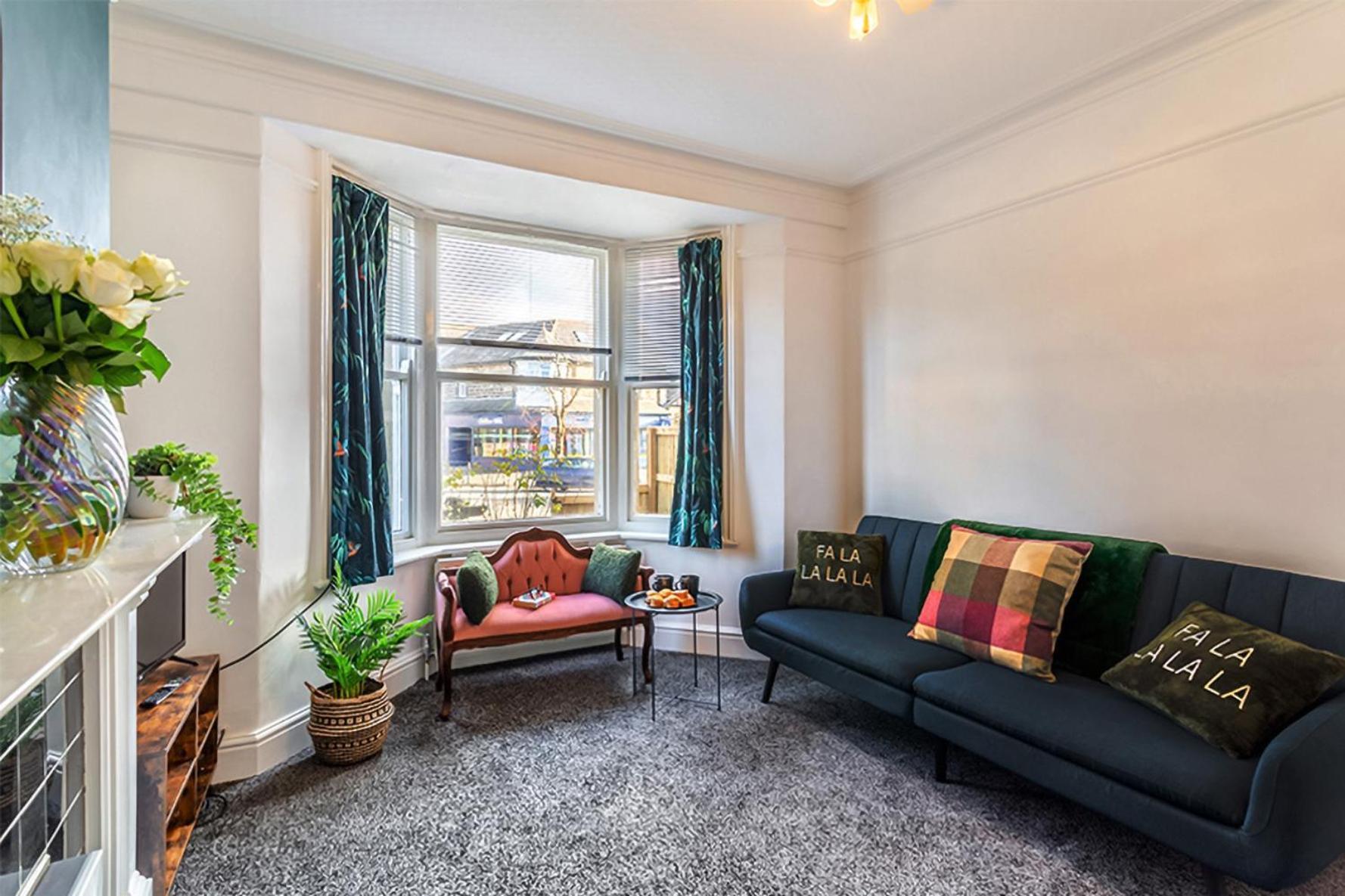Апартаменты The Harrogate House - 4 Bed Townhouse Экстерьер фото